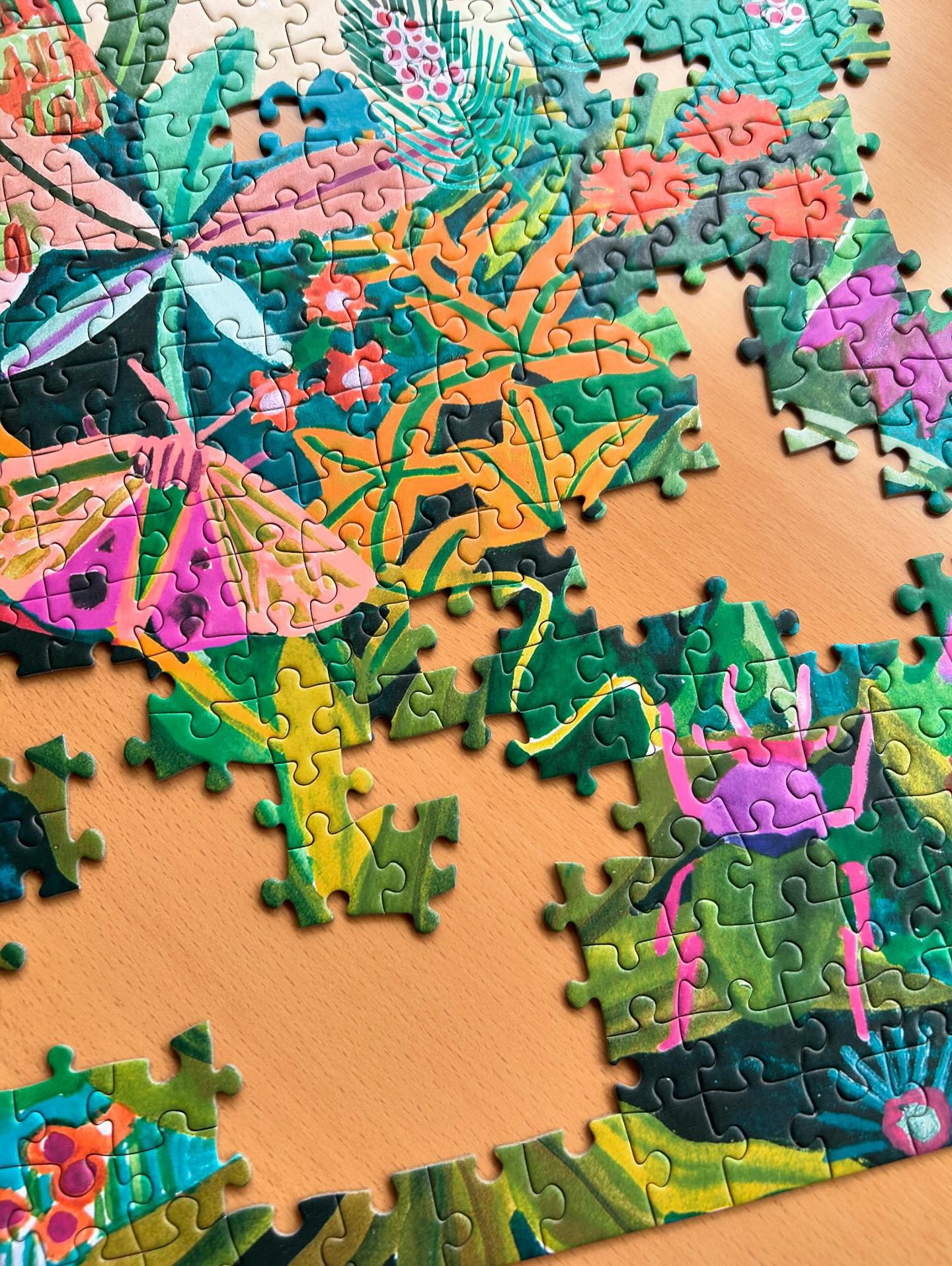 Beach Butterfly Jigsaw Puzzle 1000 pc